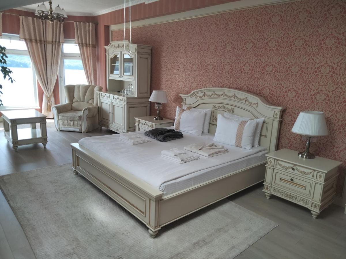 Sapsan Hotell Ternopil Exteriör bild