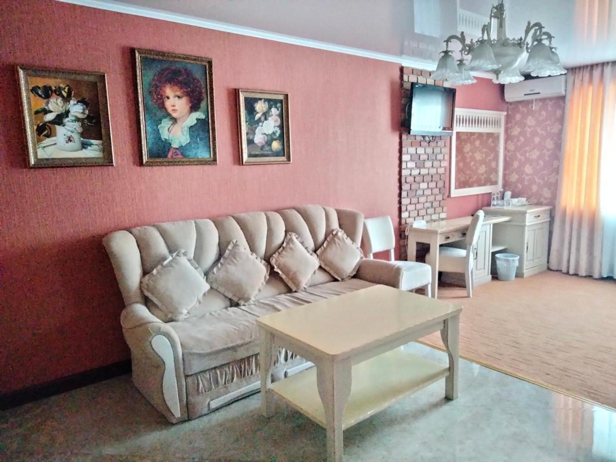 Sapsan Hotell Ternopil Exteriör bild