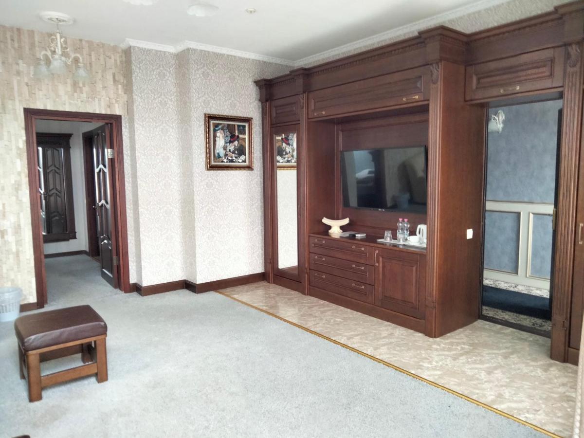 Sapsan Hotell Ternopil Exteriör bild