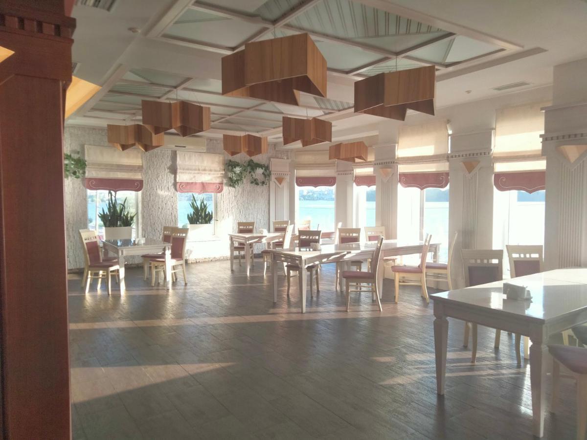 Sapsan Hotell Ternopil Exteriör bild