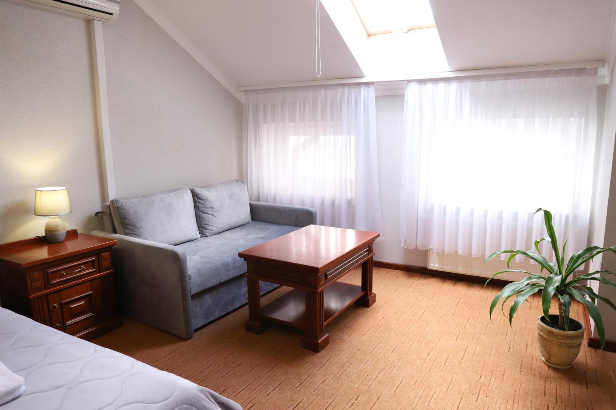 Sapsan Hotell Ternopil Exteriör bild