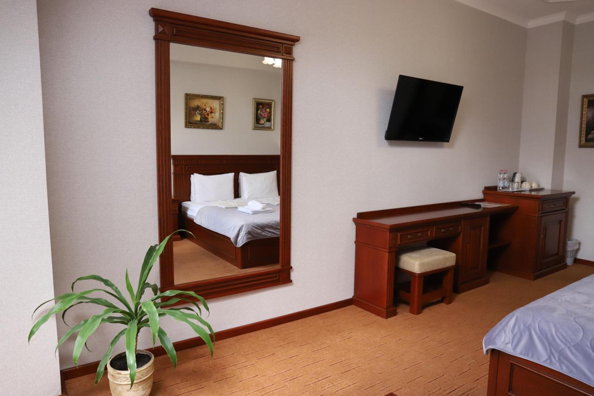 Sapsan Hotell Ternopil Exteriör bild