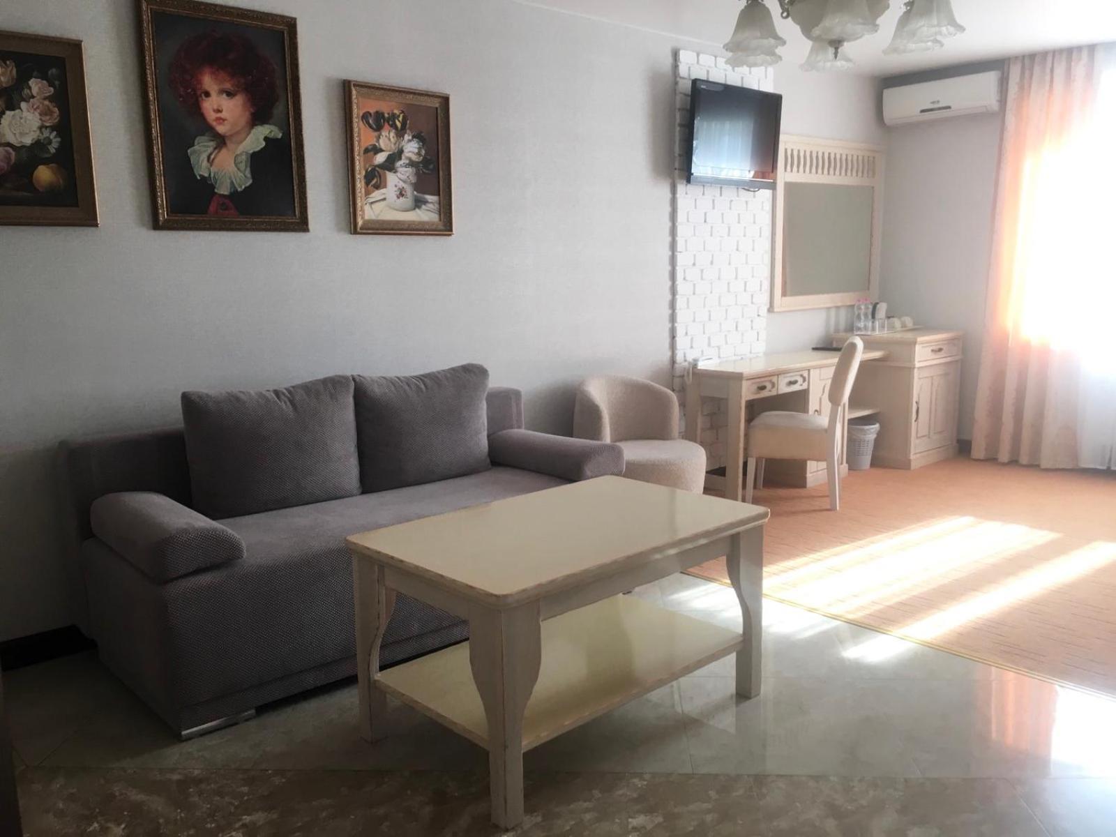 Sapsan Hotell Ternopil Exteriör bild