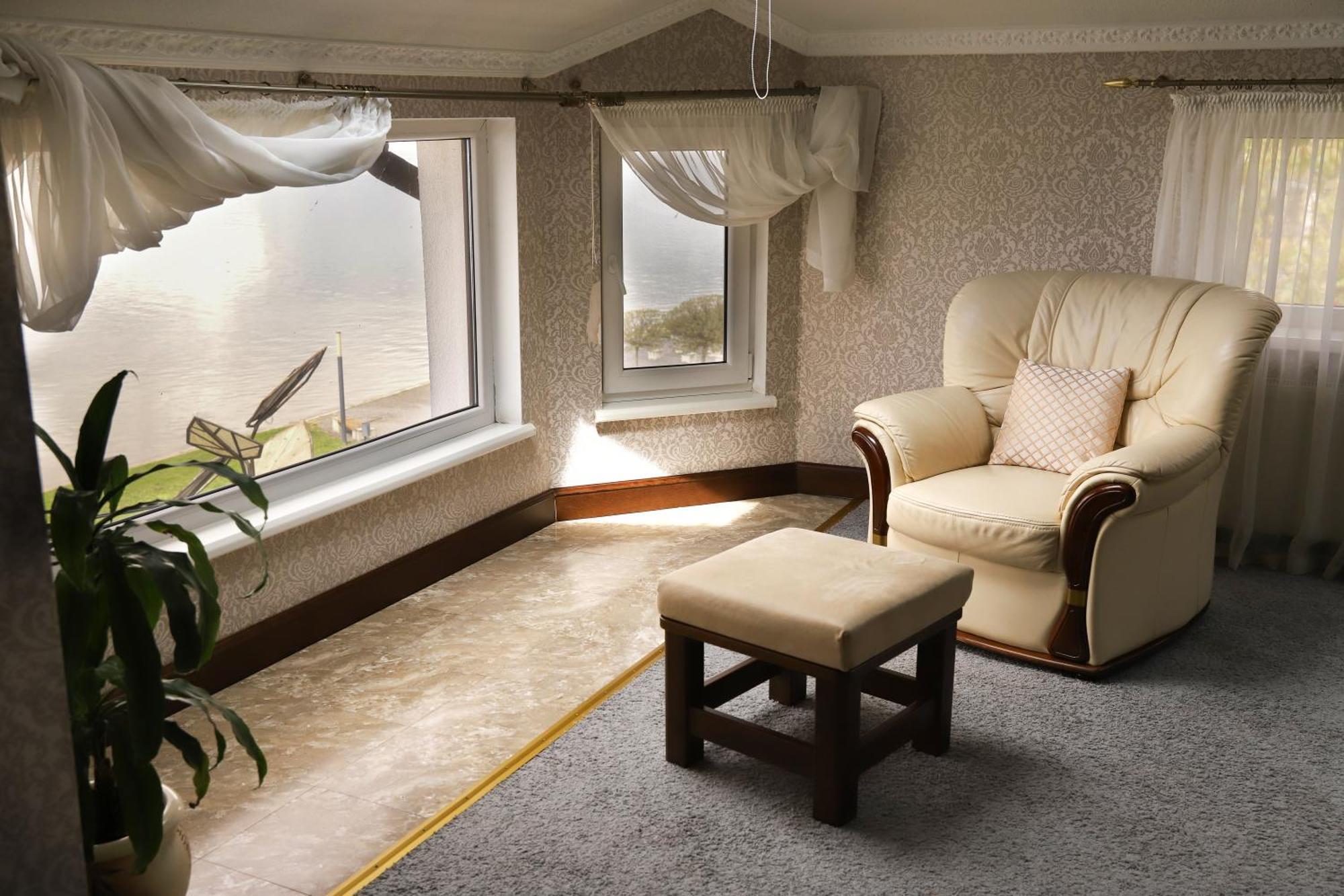 Sapsan Hotell Ternopil Exteriör bild